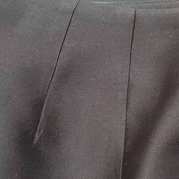 Dana Buchman, black 2 pcs suit, size 6 beautiful bead work. silk, Top med. - Picture 5 of 17